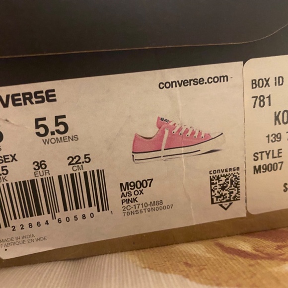 Pink Converse - Picture 5 of 5